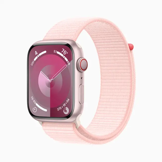 새로운 애플 워치 9와 새로운 스포츠 루프를 페어링할 경우 탄소 중립 제품이 된다. (사진: 알루미늄 소재의 핑크 Apple Watch Series 9 및 핑크 스포츠 루프.)